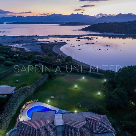 Villa Domus Ardea カーポ・コーダ・カヴァッロ エクステリア 写真